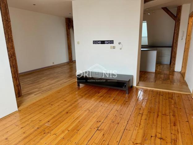 Pronájem bytu 3+1, Chomutov, Rooseveltova, 85 m2