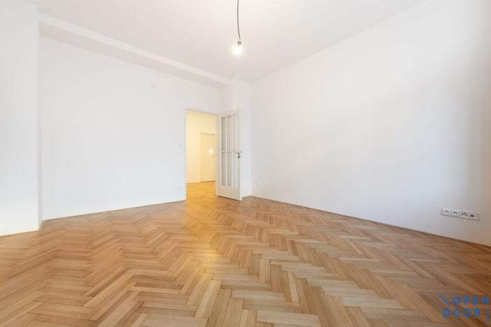 Pronájem bytu 3+kk, Praha - Nové Město, Plavecká, 81 m2