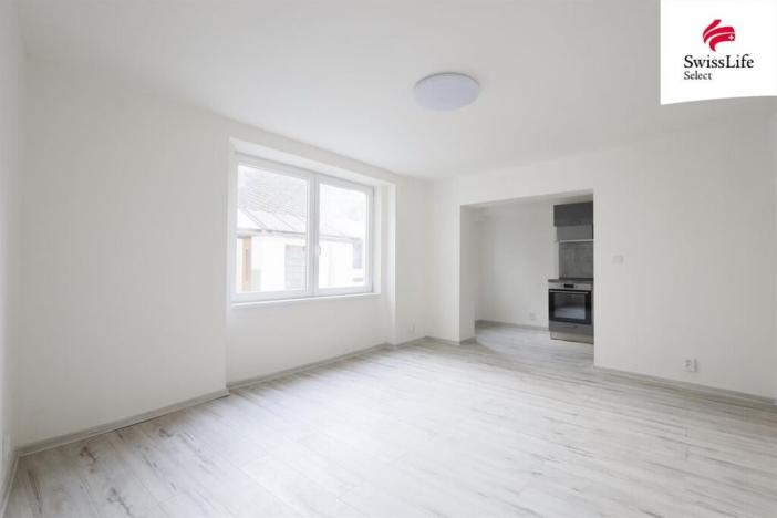 Prodej bytu 2+kk, Jimramov, náměstí Jana Karafiáta, 60 m2