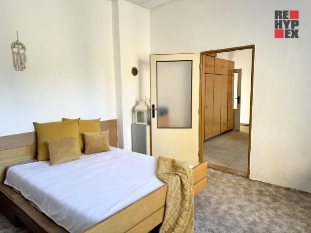 Prodej vícegeneračního domu, Pečky, Tř. 5. května, 980 m2