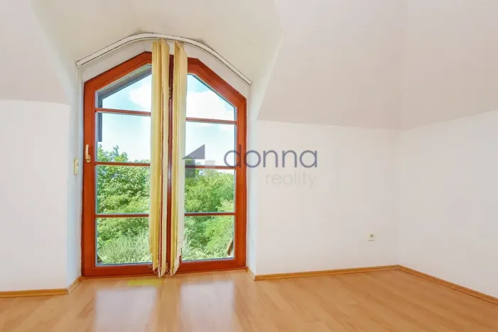 Pronájem rodinného domu, Praha, Nad šejdrem, 252 m2
