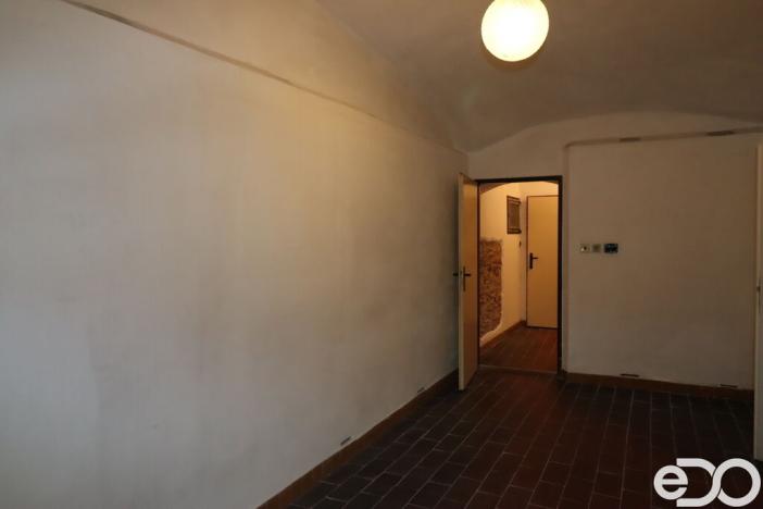 Pronájem obchodního prostoru, Mladá Vožice, Husovo náměstí, 50 m2