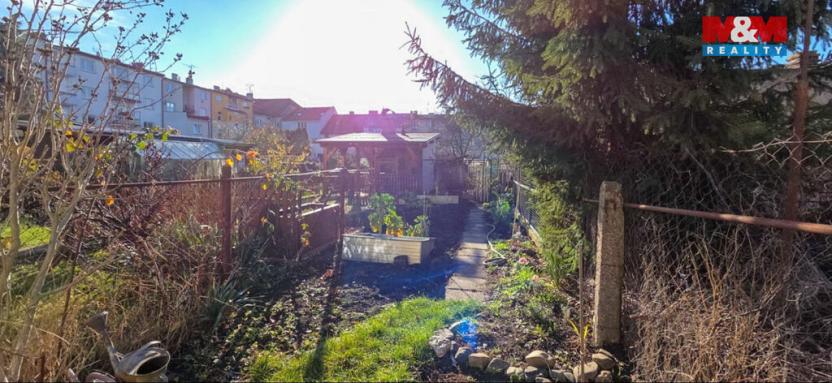 Prodej bytu 3+1, Pardubice - Zelené Předměstí, Staňkova, 83 m2