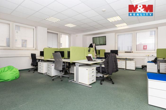 Pronájem kanceláře, Pardubice - Zelené Předměstí, 331 m2