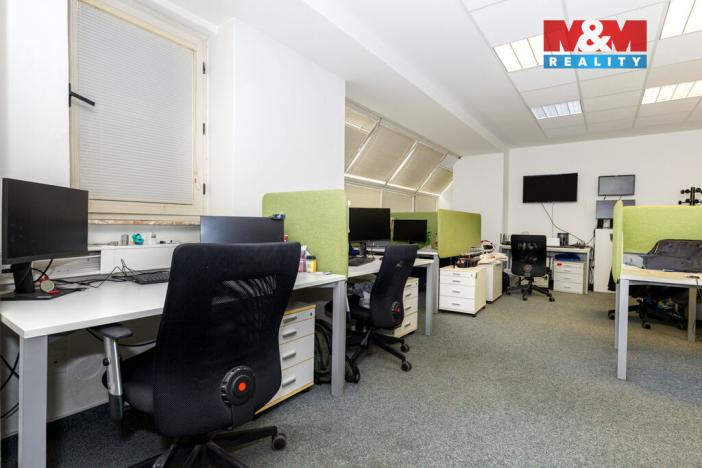 Pronájem kanceláře, Pardubice - Zelené Předměstí, 331 m2
