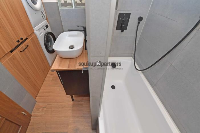 Prodej bytu 3+kk, Praha - Kobylisy, Čimická, 72 m2