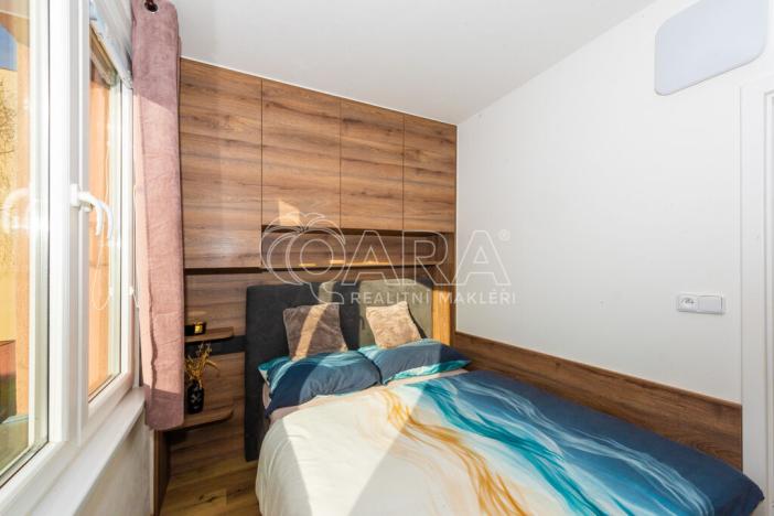 Pronájem bytu 2+kk, Trutnov - Střední Předměstí, Michnova, 38 m2