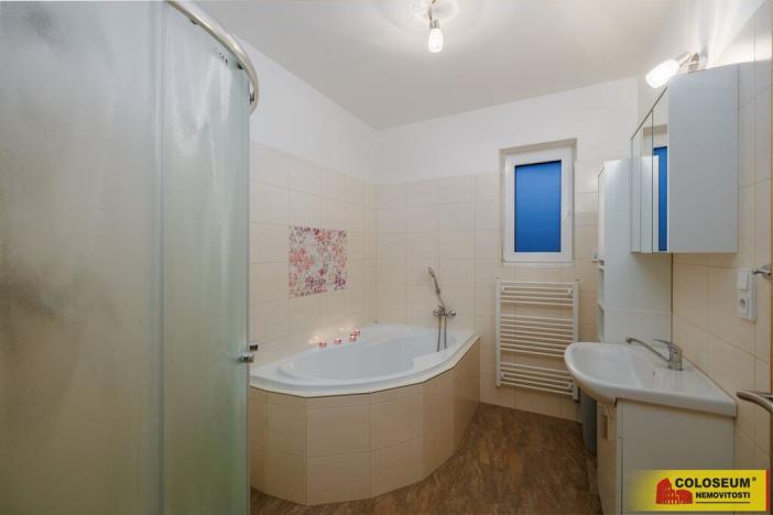 Prodej rodinného domu, Břežany, 133 m2