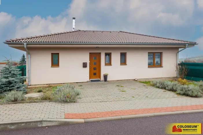 Prodej rodinného domu, Břežany, 133 m2