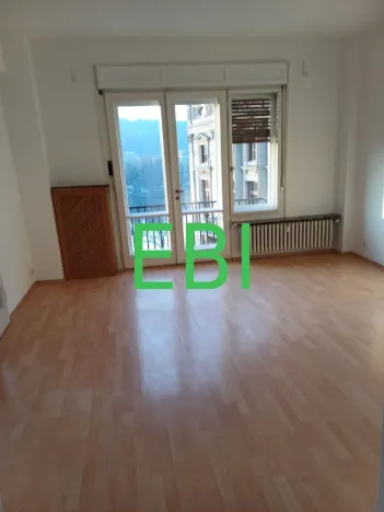 Pronájem bytu 4+1, Praha - Nové Město, Masarykovo nábřeží, 103 m2