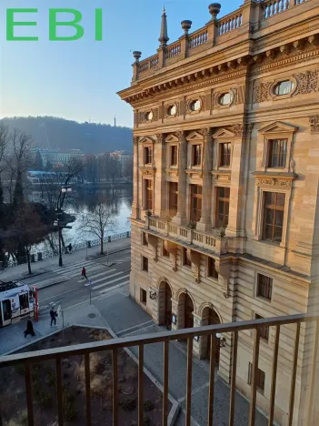 Pronájem bytu 4+1, Praha - Nové Město, Masarykovo nábřeží, 103 m2