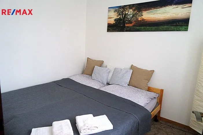 Pronájem bytu 2+kk, Hradec Králové - Nový Hradec Králové, Pod Zámečkem, 50 m2