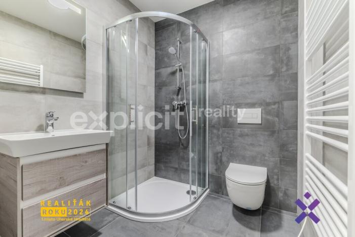 Pronájem bytu 1+kk, Zlín - Malenovice, Pod Hradem II, 27 m2