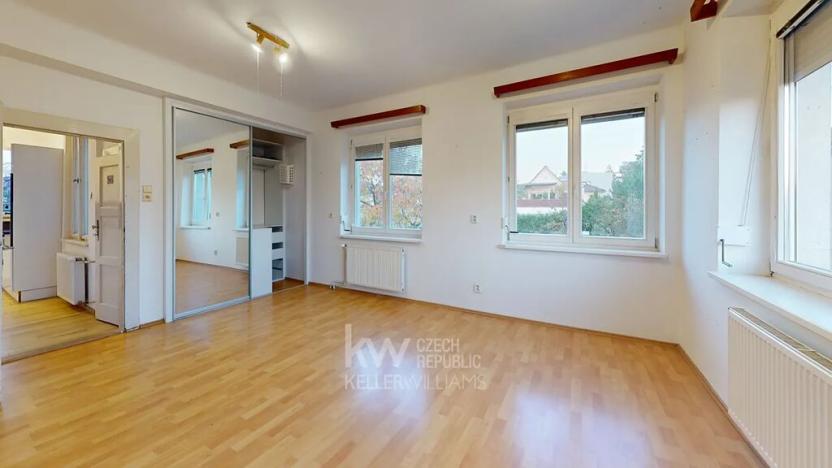 Pronájem bytu 2+1, Praha - Modřany, Do čtvrti, 55 m2