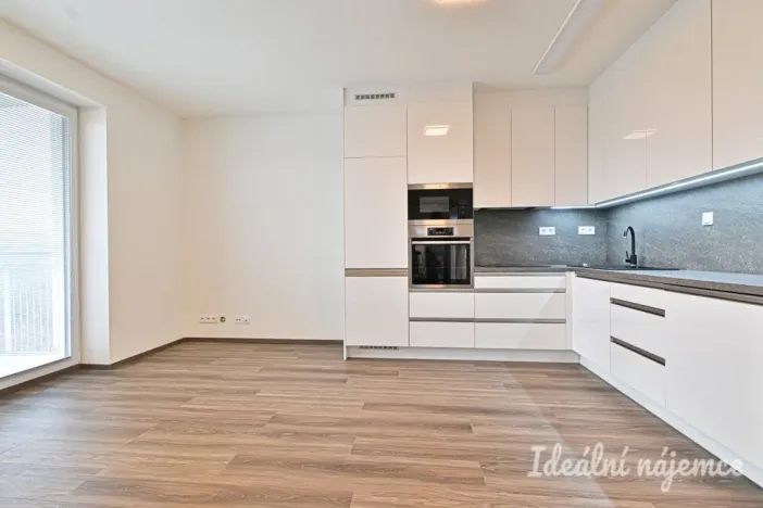Pronájem bytu 2+kk, Brno - Žebětín, Křepelčí, 47 m2