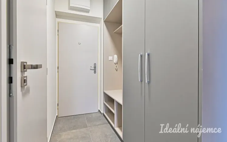Pronájem bytu 2+kk, Brno - Žebětín, Křepelčí, 47 m2