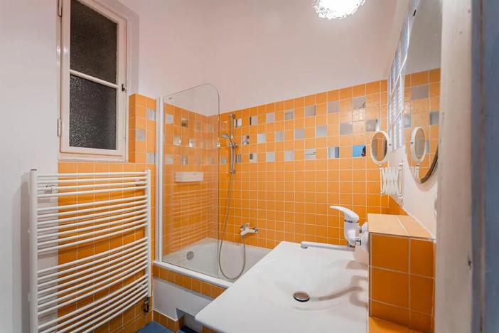 Pronájem bytu 3+1, Praha - Bubeneč, Uralská, 101 m2