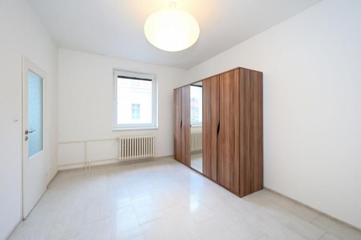 Pronájem bytu 3+1, Praha - Smíchov, Kroftova, 98 m2