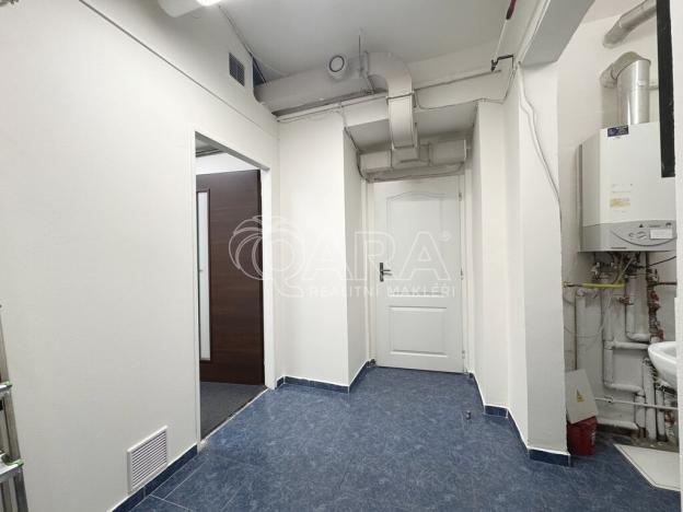 Pronájem obchodního prostoru, Praha, Zborovská, 128 m2