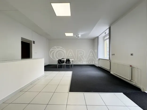 Pronájem obchodního prostoru, Praha, Zborovská, 128 m2