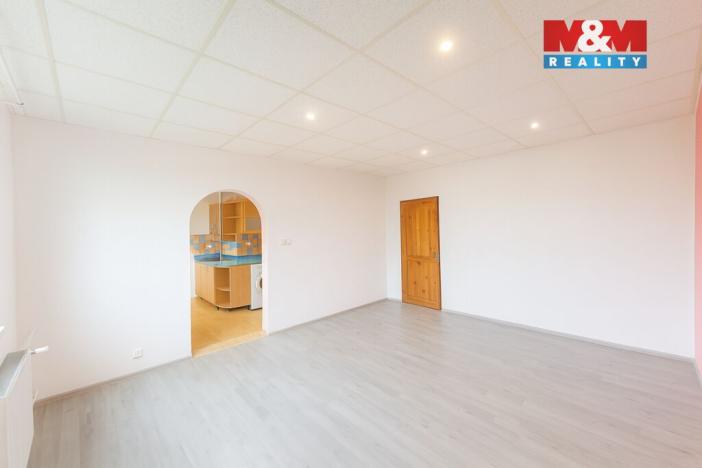 Prodej bytu 3+1, Bukovany, 64 m2