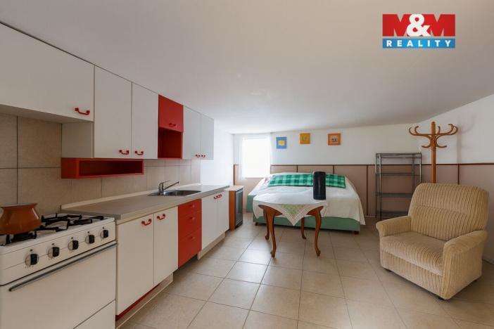 Prodej zahrady, Dalovice, 424 m2