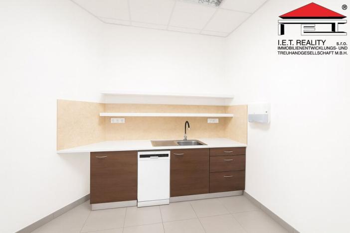 Pronájem kanceláře, Brno, Vídeňská, 191 m2