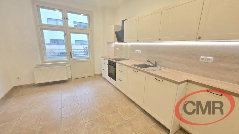 Pronájem bytu 2+1, Praha, Benediktská, 68 m2