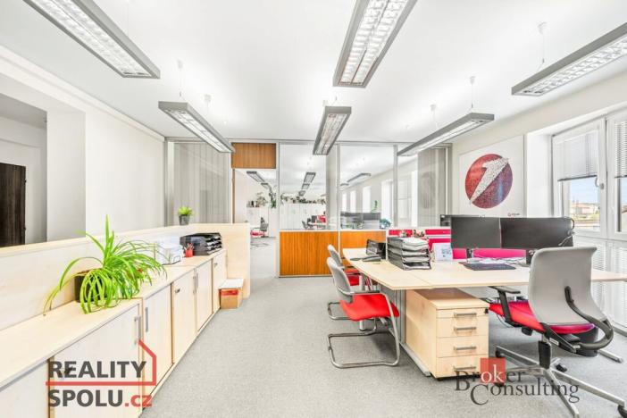 Pronájem kanceláře, Plzeň - Jižní Předměstí, Radobyčická, 170 m2