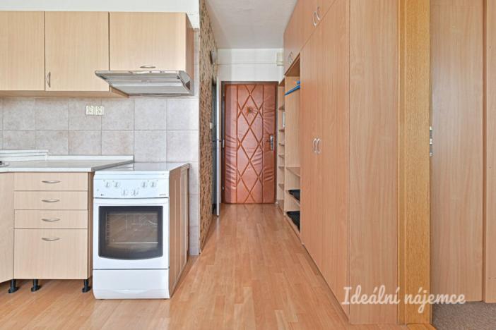 Pronájem bytu 1+1, Brno - Bystrc, Štouračova, 31 m2