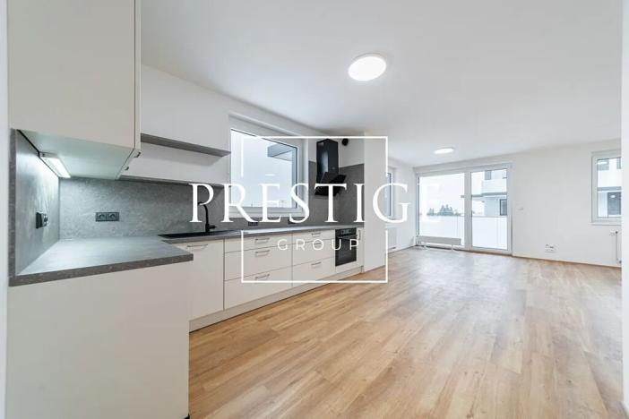 Pronájem bytu 3+kk, Praha - Prosek, Čakovická, 84 m2