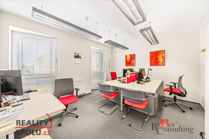 Pronájem kanceláře, Plzeň - Jižní Předměstí, Radobyčická, 66 m2
