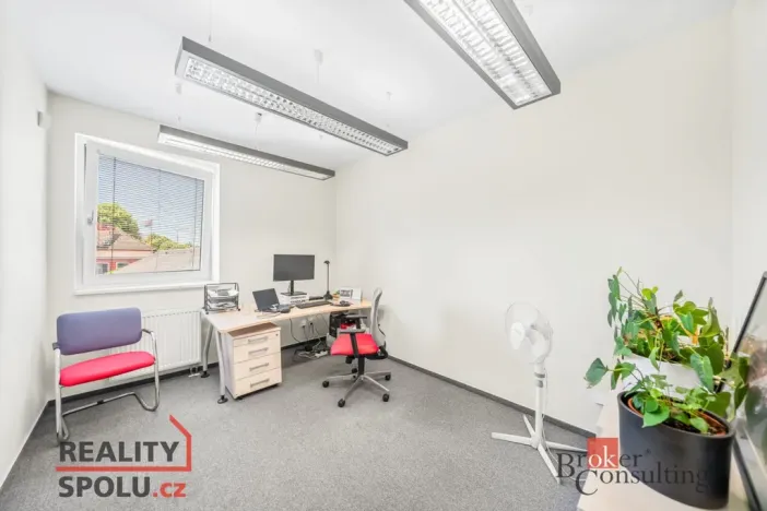 Pronájem kanceláře, Plzeň - Jižní Předměstí, Radobyčická, 54 m2
