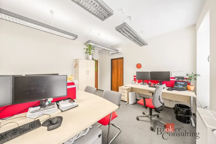 Pronájem kanceláře, Plzeň - Jižní Předměstí, Radobyčická, 54 m2
