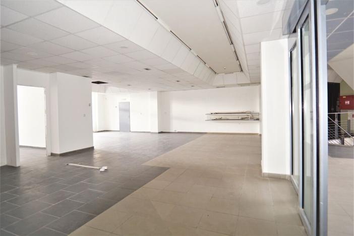 Pronájem obchodního prostoru, Kladno, Váňova, 123 m2