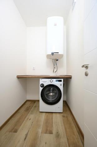 Pronájem bytu 2+kk, Praha - Smíchov, Kroftova, 58 m2