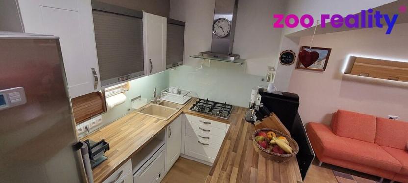 Prodej bytu 2+1, Kaplice, Na Vyhlídce, 59 m2