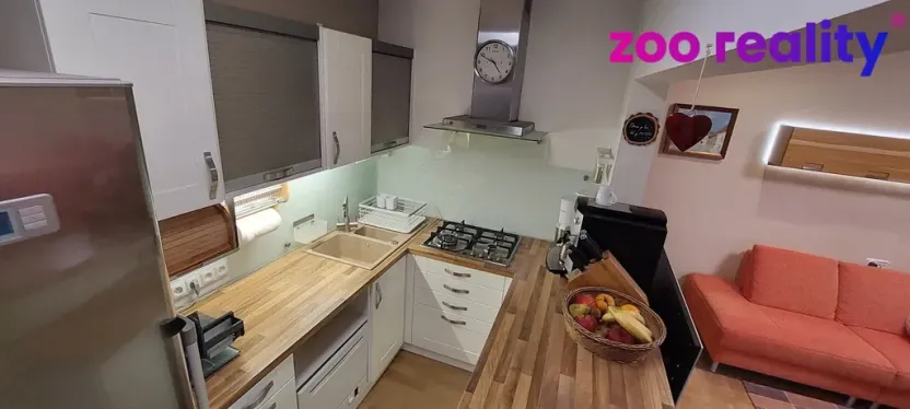 Prodej bytu 2+1, Kaplice, Na Vyhlídce, 59 m2