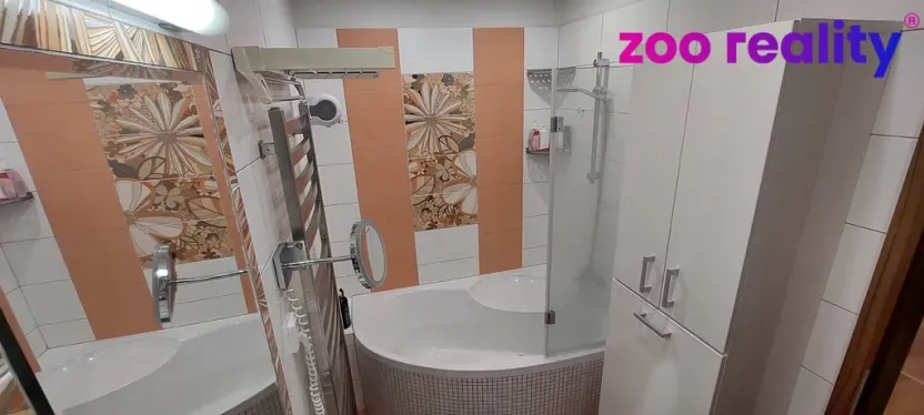 Prodej bytu 2+1, Kaplice, Na Vyhlídce, 59 m2