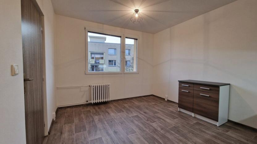 Pronájem bytu 2+kk, Chlumec, Tuchomyšlská, 38 m2