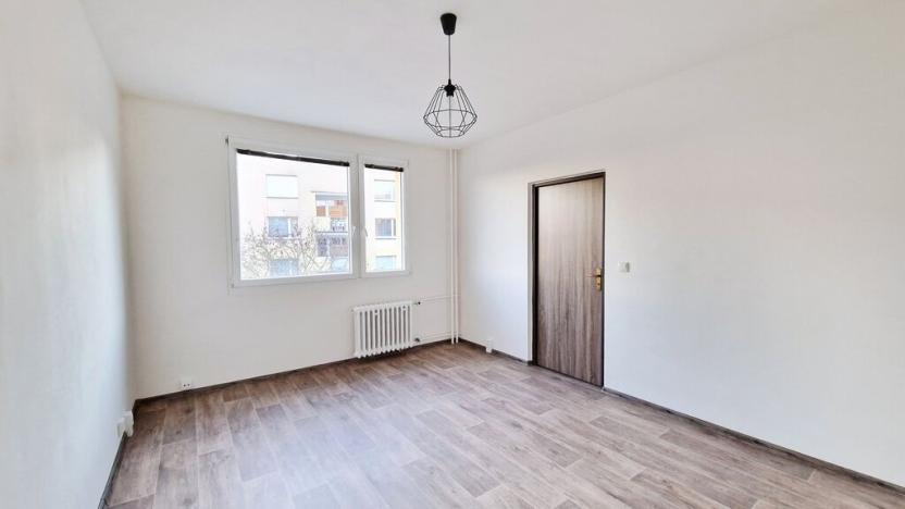 Pronájem bytu 2+kk, Chlumec, Tuchomyšlská, 38 m2