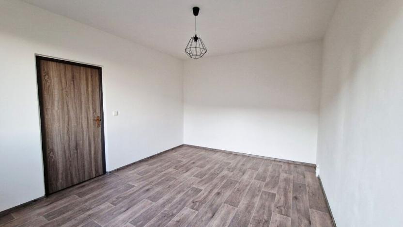 Pronájem bytu 2+kk, Chlumec, Tuchomyšlská, 38 m2