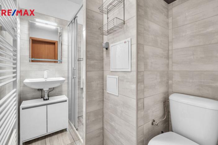 Pronájem bytu 1+kk, Milovice - Mladá, Slepá, 42 m2