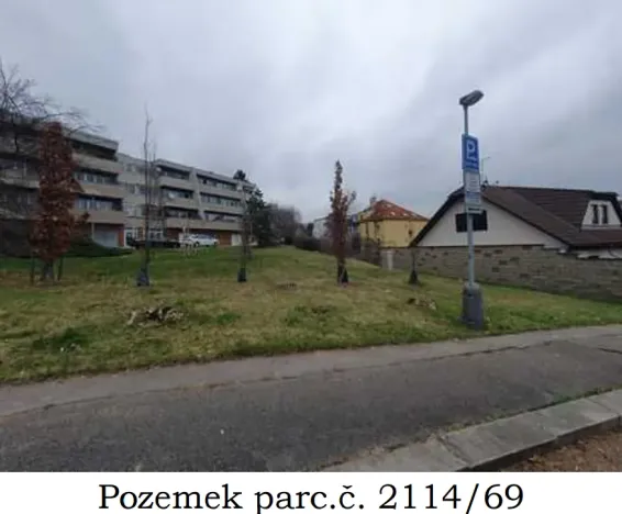 Dražba pozemku, Praha, 5412 m2