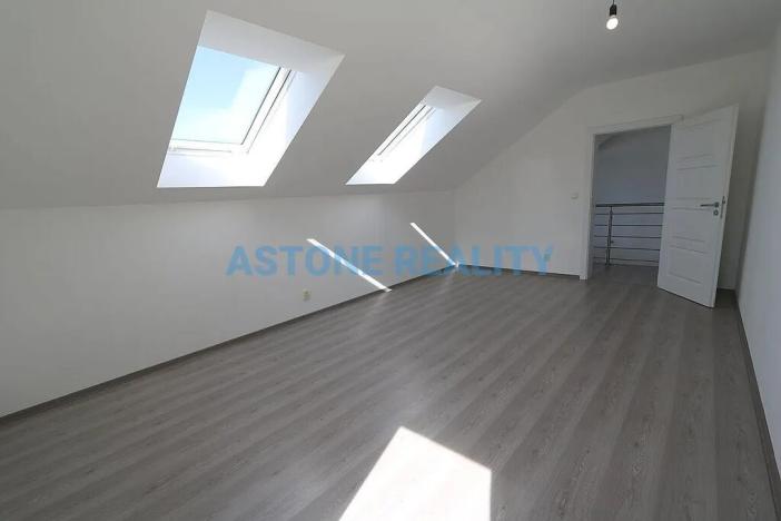 Pronájem rodinného domu, Trnová, 370 m2