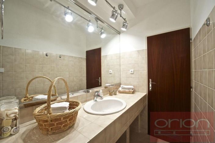 Pronájem rodinného domu, Praha - Kunratice, Ke hrádku, 417 m2