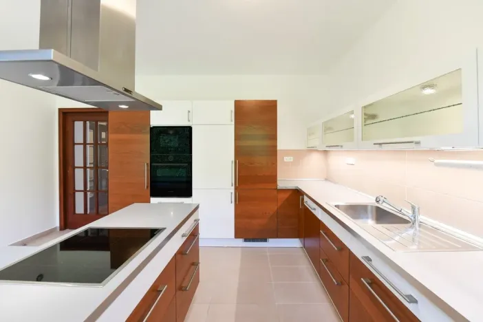 Pronájem rodinného domu, Praha - Kunratice, Ke hrádku, 417 m2