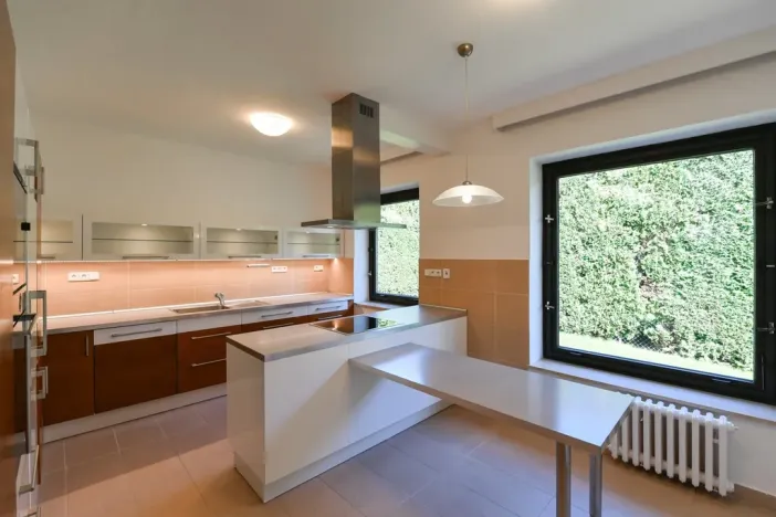 Pronájem rodinného domu, Praha - Kunratice, Ke hrádku, 417 m2