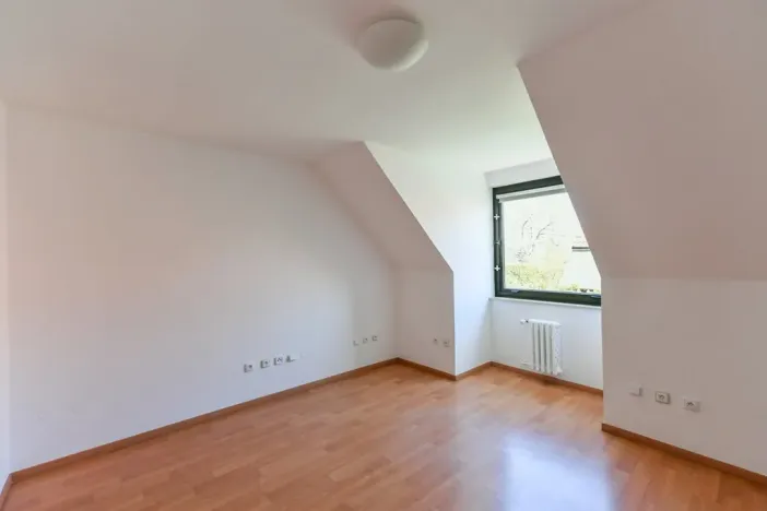 Pronájem rodinného domu, Praha - Kunratice, Ke hrádku, 417 m2