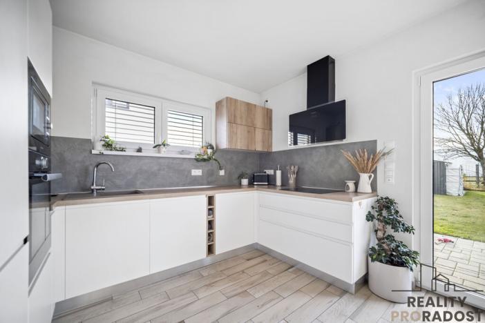 Prodej rodinného domu, Pardubice - Doubravice, 108 m2